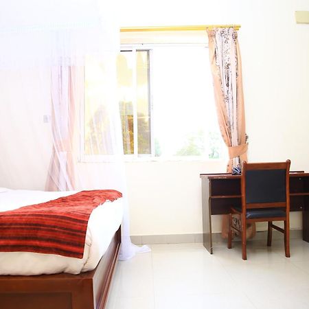 Glory Summit Hotel Hoima Luaran gambar