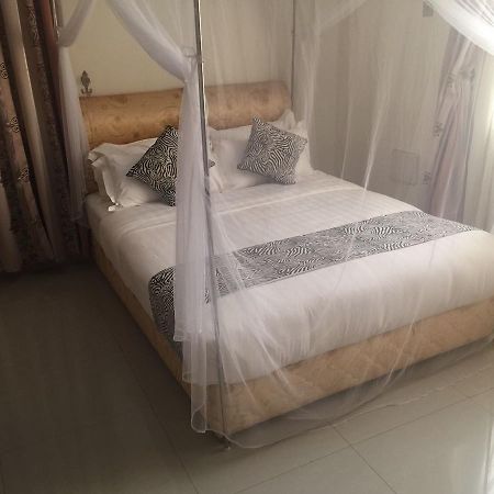 Glory Summit Hotel Hoima Luaran gambar