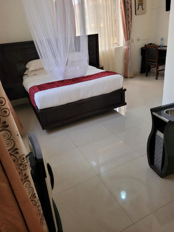 Glory Summit Hotel Hoima Luaran gambar