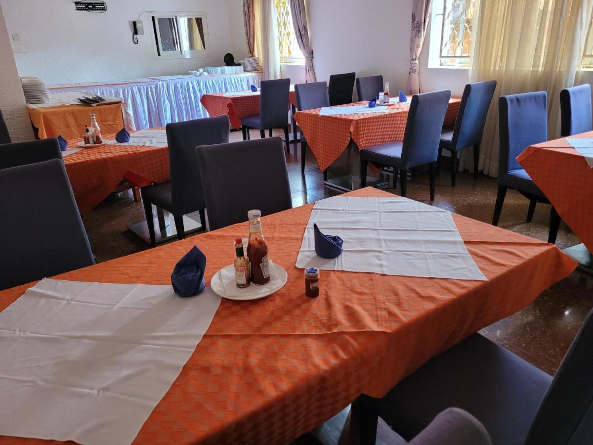 Glory Summit Hotel Hoima Luaran gambar
