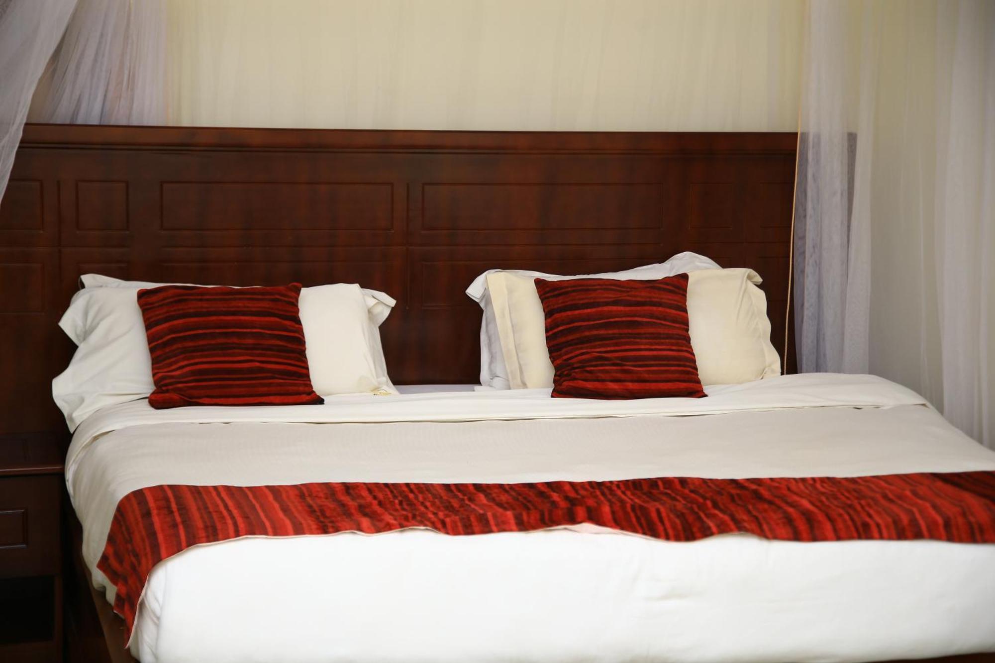 Glory Summit Hotel Hoima Luaran gambar